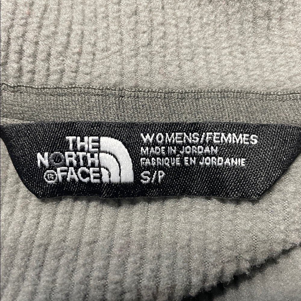 The North Face full zip Hooded Jacket - Picture 8 of 8